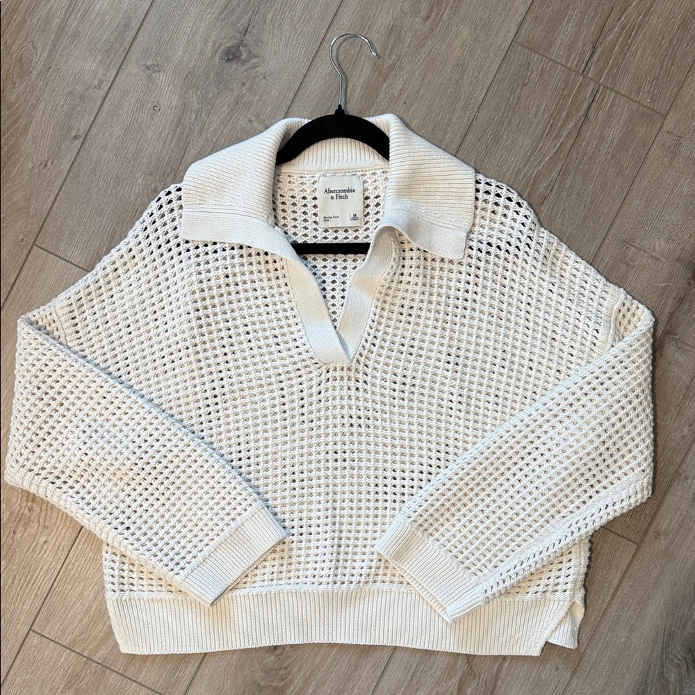 Abercrombie & Fitch White V-Neck Sweater Textured Knit